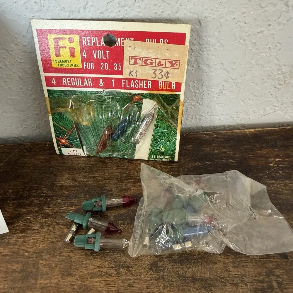 Lot Of 54 Vintage Tulip Christmas Plastic Light Reflectors Cover Starburst Color